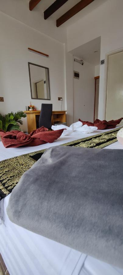 Cowry Inn Фулиду Екстериор снимка