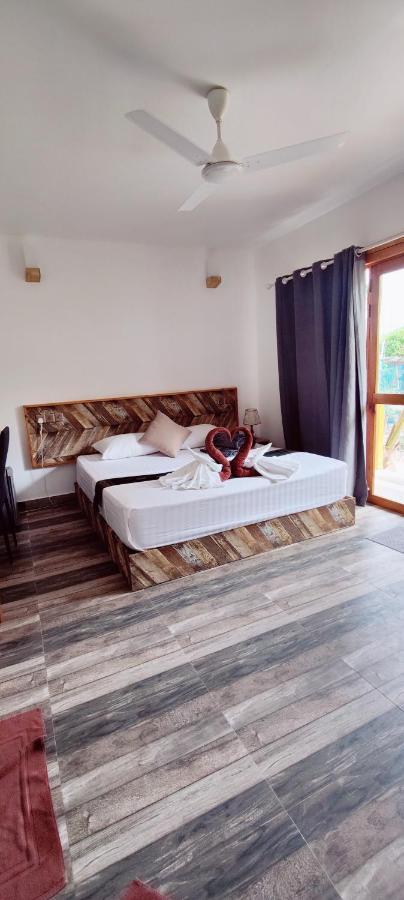 Cowry Inn Фулиду Екстериор снимка