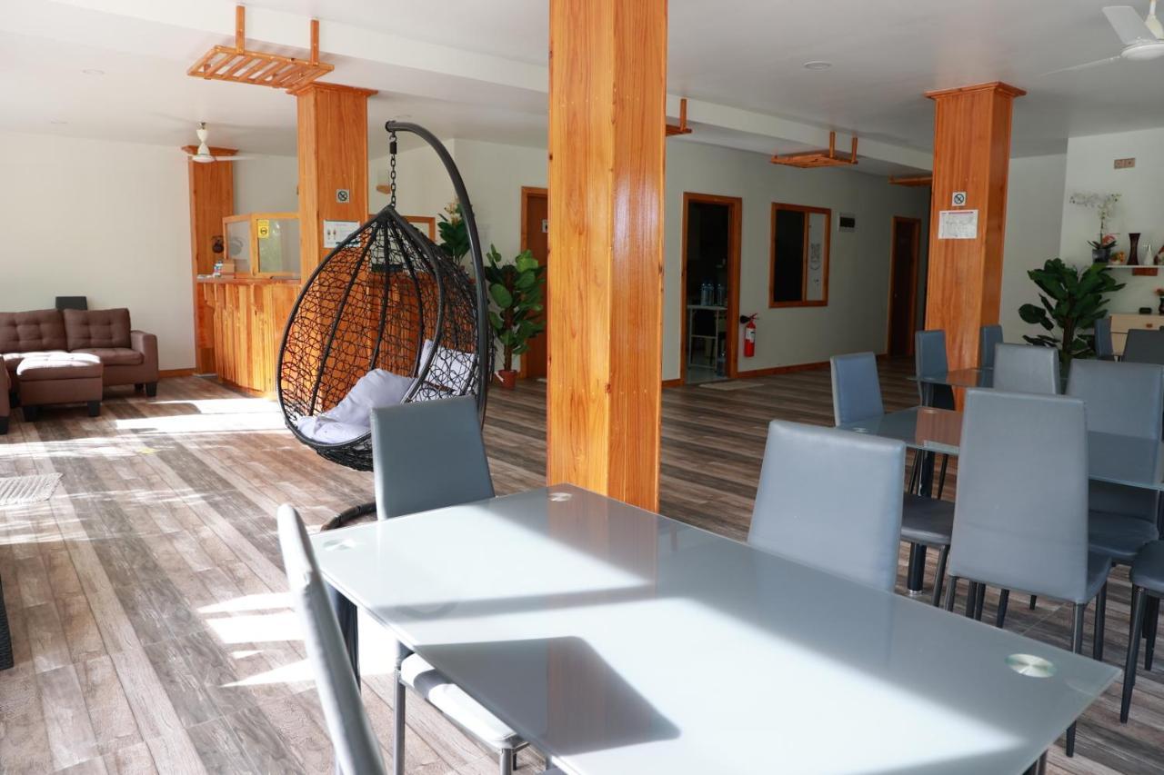 Cowry Inn Фулиду Екстериор снимка